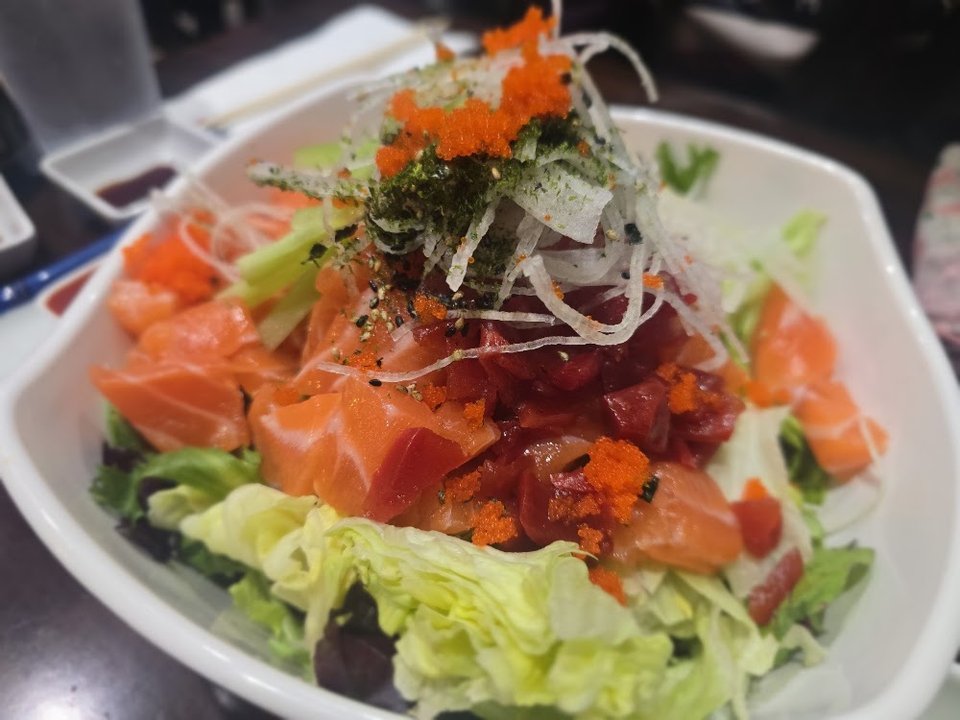 Sashimi Salad
